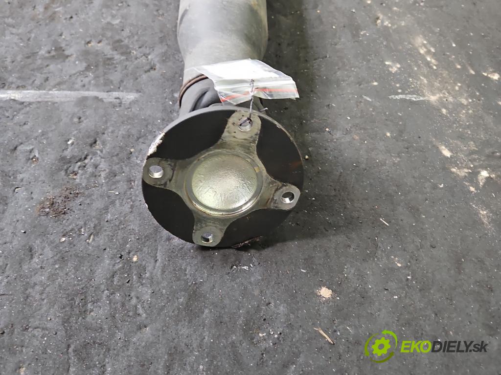 Mercedes Sprinter I 1995-2006 2,2.0 CDI 129 HP manual 95 kW 2148 cm3 5- Hřídel: zadné  (Kardaňový hriadeľ)