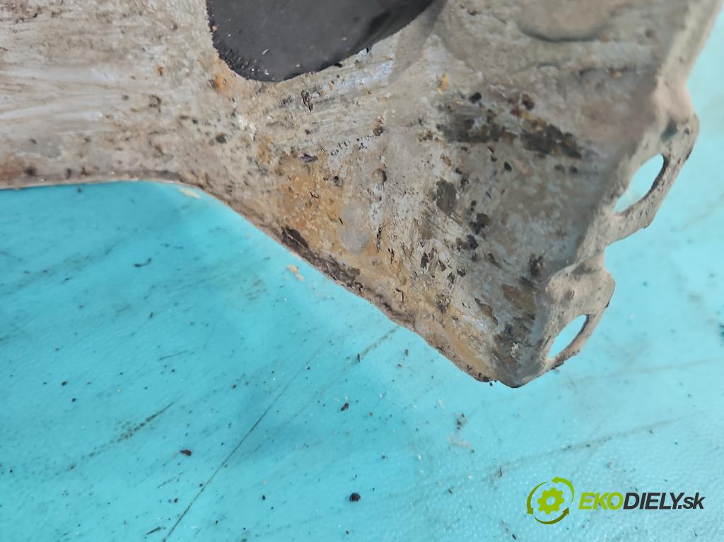 Hyundai I30 I 2007-2012 1.4 16v (G4FA) 109 hp manual 80,2 kW 1396 cm3 5- blatnik přední levý  (Predné ľavé)