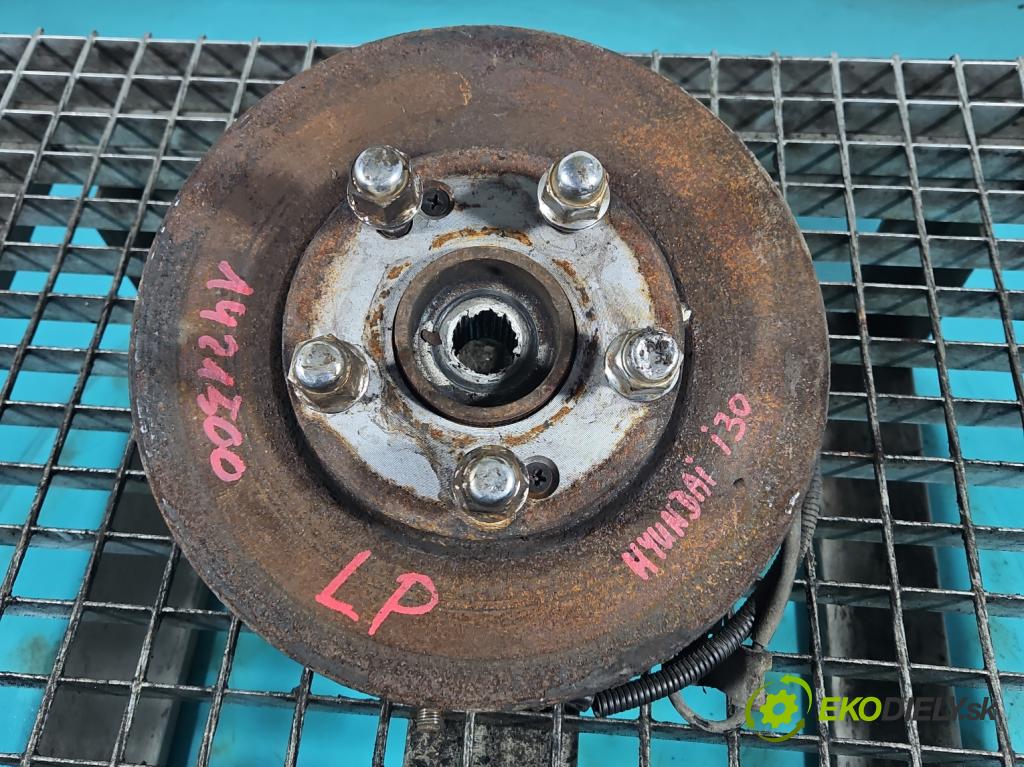 Hyundai I30 I 2007-2012 1.4 16v (G4FA) 109 HP manual 80,2 kW 1396 cm3 5- náboj ľavé  (Náboje)