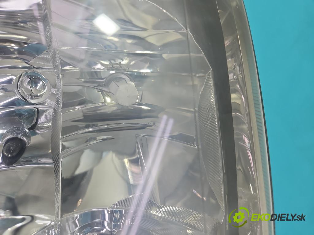 Mercedes Sprinter I 1995-2006 2,2.0 CDI 129 HP manual 95 kW 2148 cm3 5- Reflektor: pravý  (Pravé)