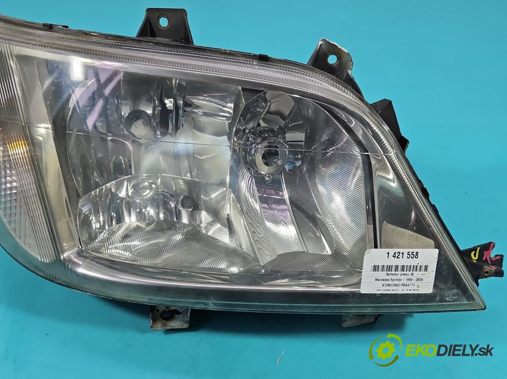 Mercedes Sprinter I 1995-2006 2,2.0 CDI 129 HP manual 95 kW 2148 cm3 5- Reflektor: pravý  (Pravé)