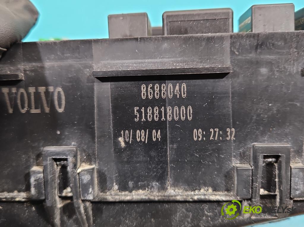 Volvo S60 I 2000-2010 2.4 D5 163 hp automatic 120 kW 2401 cm3 4- skříňka pojistková 8688040 (Pojistkové skříňky)