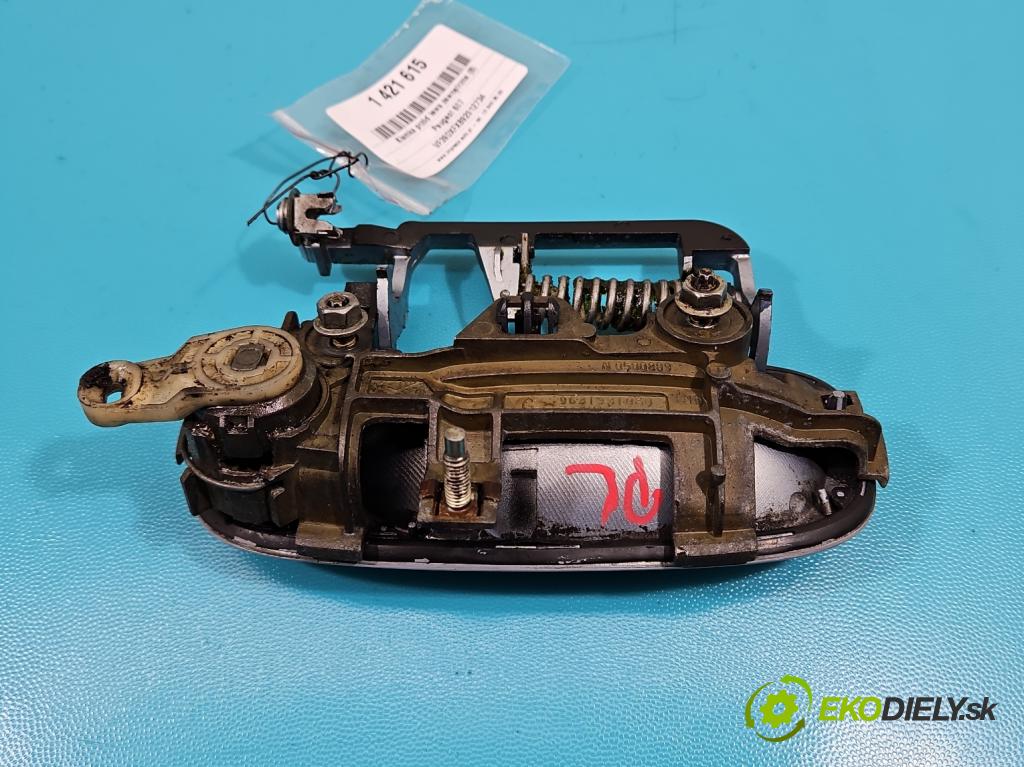 Peugeot 607 3.0 V6 207 HP manual 152 kW 2946 cm3 4- rukoväť predné ľavé mimo:  (Vonkajšie predné ľavé)