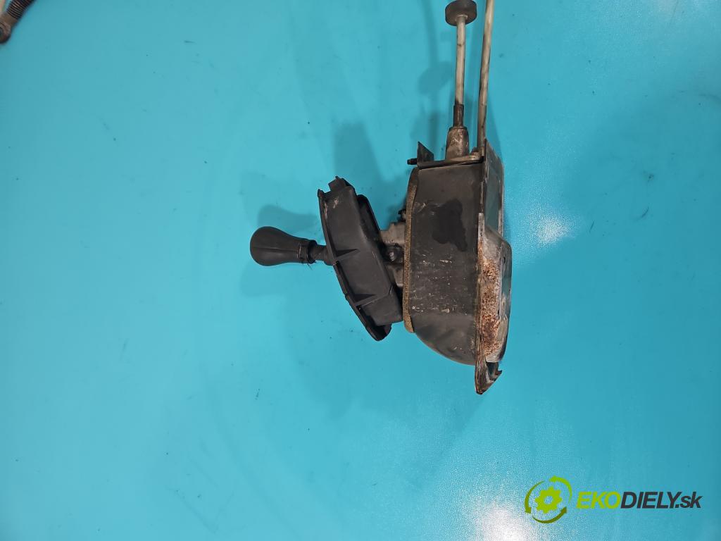 Vw Passat B4 1993-1997 1.6 8V 101 hp manual 74 kW 1595 cm3 5- kulisa změny stupňová  (Rýchlostné páky / kulisy)