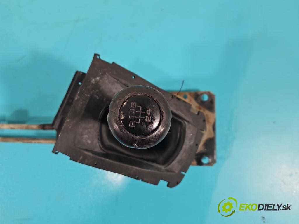 Vw Passat B4 1993-1997 1.6 8V 101 hp manual 74 kW 1595 cm3 5- kulisa změny stupňová  (Rýchlostné páky / kulisy)