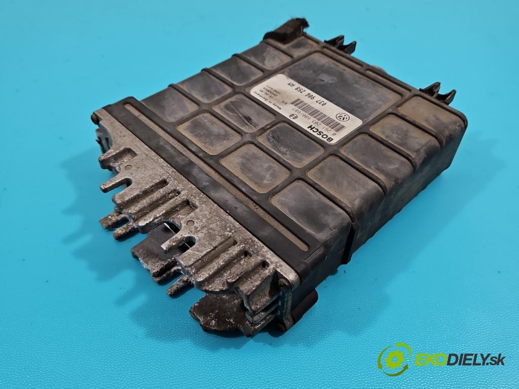 Vw Passat B4 1993-1997 1.6 8V 101 HP manual 74 kW 1595 cm3 5- riadiaca jednotka motora 0261203686