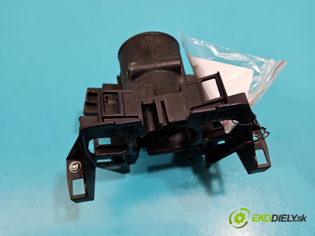 Opel Meriva A 2002-2010 1.7 cdti 101 HP manual 74 kW 1686 cm3 5- Spínačka  (Spínacie skrinky a kľúče)