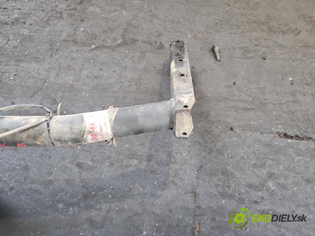 Audi A4 B6 2000-2004 1.9 TDi 131 hp manual 96 kW 1896 cm3 4- oko tažné  (Tažná zařízení)