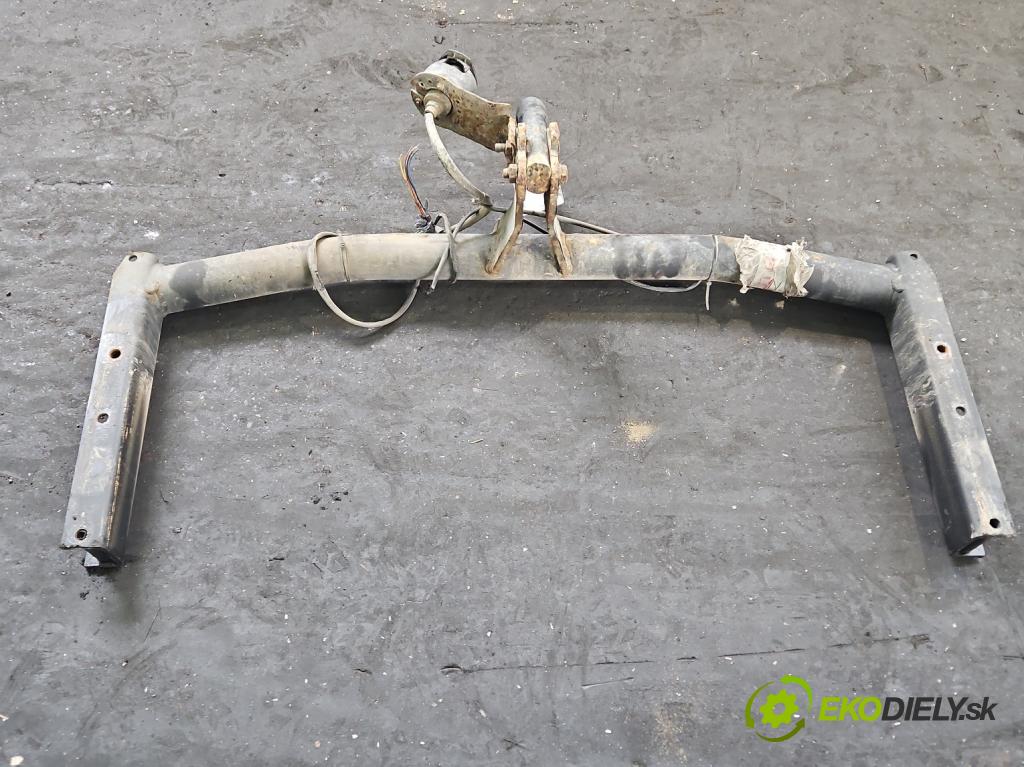 Audi A4 B6 2000-2004 1.9 TDi 131 hp manual 96 kW 1896 cm3 4- oko tažné  (Tažná zařízení)