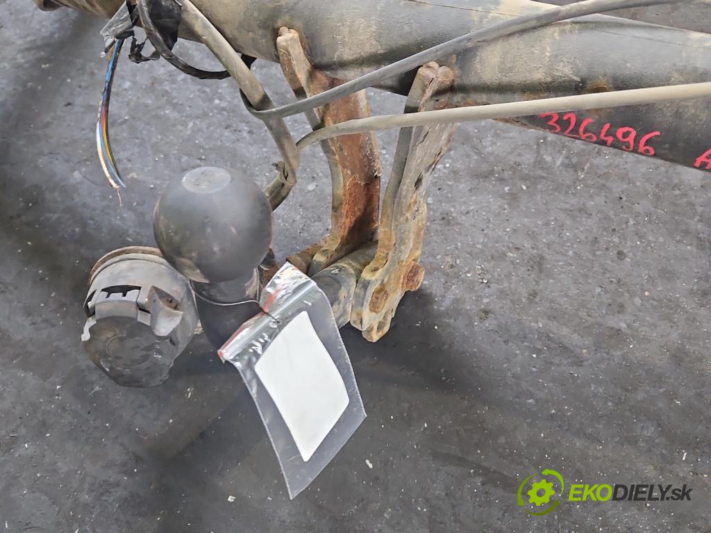 Audi A4 B6 2000-2004 1.9 TDi 131 hp manual 96 kW 1896 cm3 4- oko tažné  (Tažná zařízení)