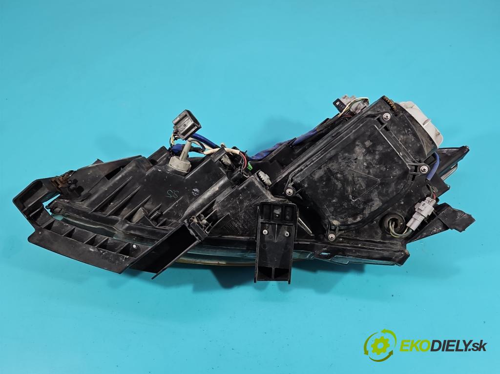 Mazda 6 II GH 2007-2012 2.0 CITD 140 HP manual 103 kW 1998 cm3 5- Reflektor: pravý  (Pravé)