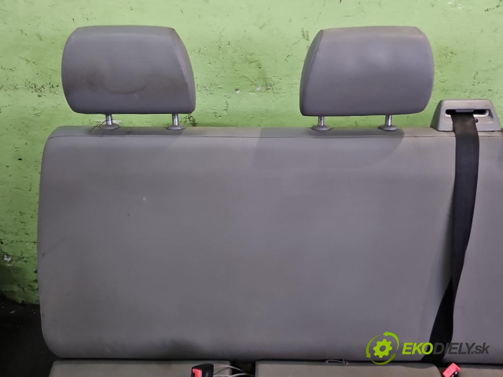 Vw Transporter T5 2003-2015 2.5 tdi 131 HP manual 96 kW 2461 cm3 5- Pohovka: zadné  (Sedačky, sedadlá)