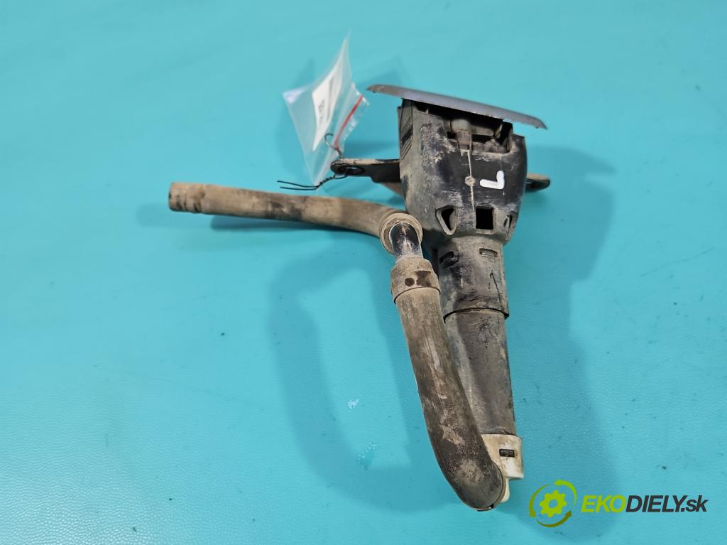 Mitsubishi Outlander II 2006-2013 2.0 DI-D 140 HP manual 103 kW 1968 cm3 5- ostrekovač reflektor: ľavý 87871 (Motorček ostrekovačov)