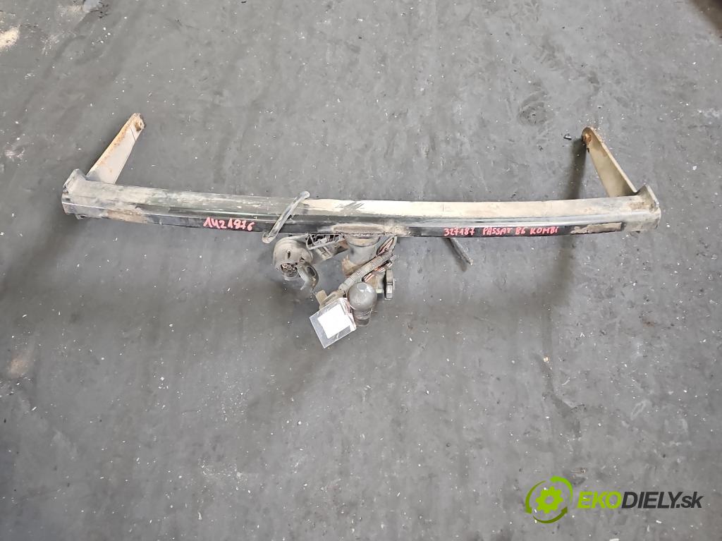 Vw Passat B6 2005-2010 1.9 TDI (BLS) 105 hp manual 77 kW 1896 cm3 5- oko tažné 3C0803880B (Tažná zařízení)