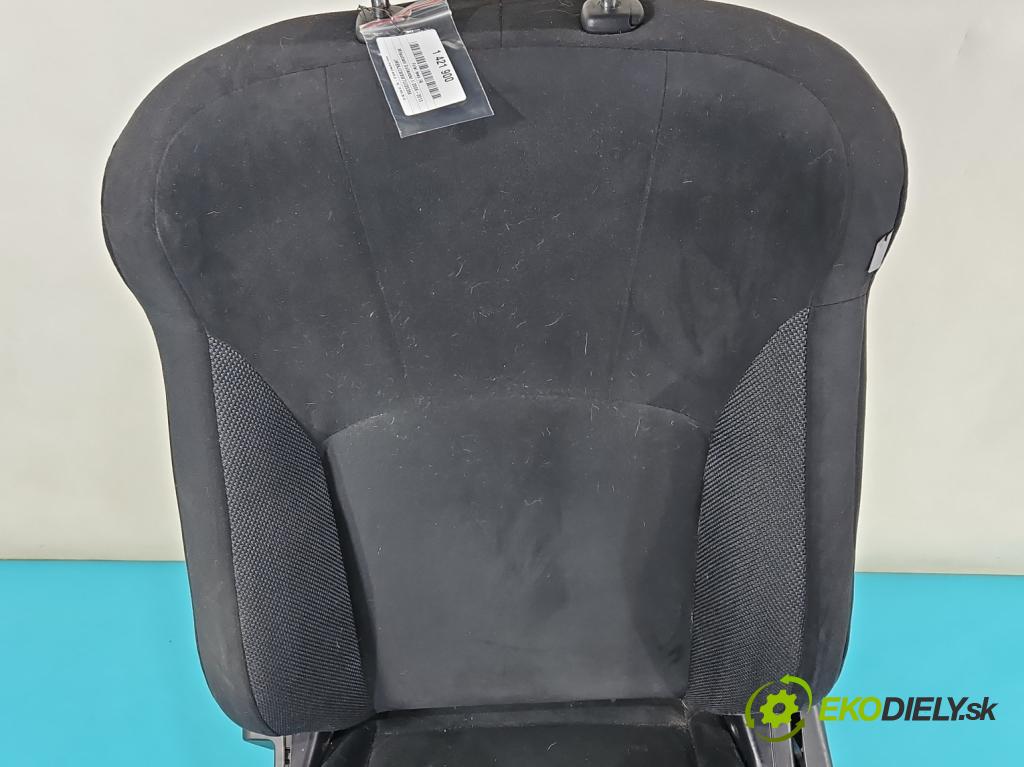 Mitsubishi Outlander II 2006-2013 2.0 DI-D 140 HP manual 103 kW 1968 cm3 5- Sedačka ľavý  (Sedačky, sedadlá)