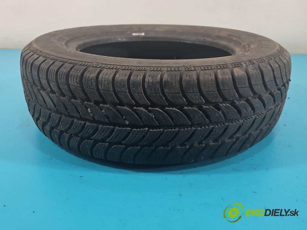 Fiat Punto Grande 1.2 8V 65 HP manual 48 kW 1242 cm3 3- pneumatika zimné pár