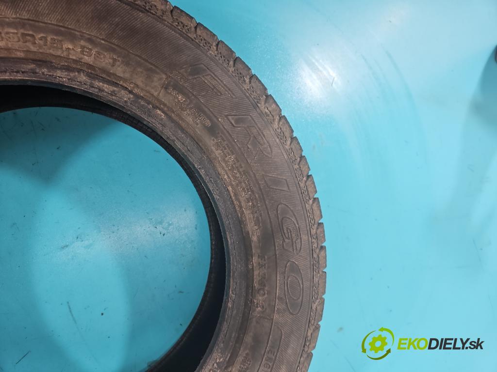 Fiat Punto Grande 1.2 8V 65 HP manual 48 kW 1242 cm3 3- pneumatika zimné pár