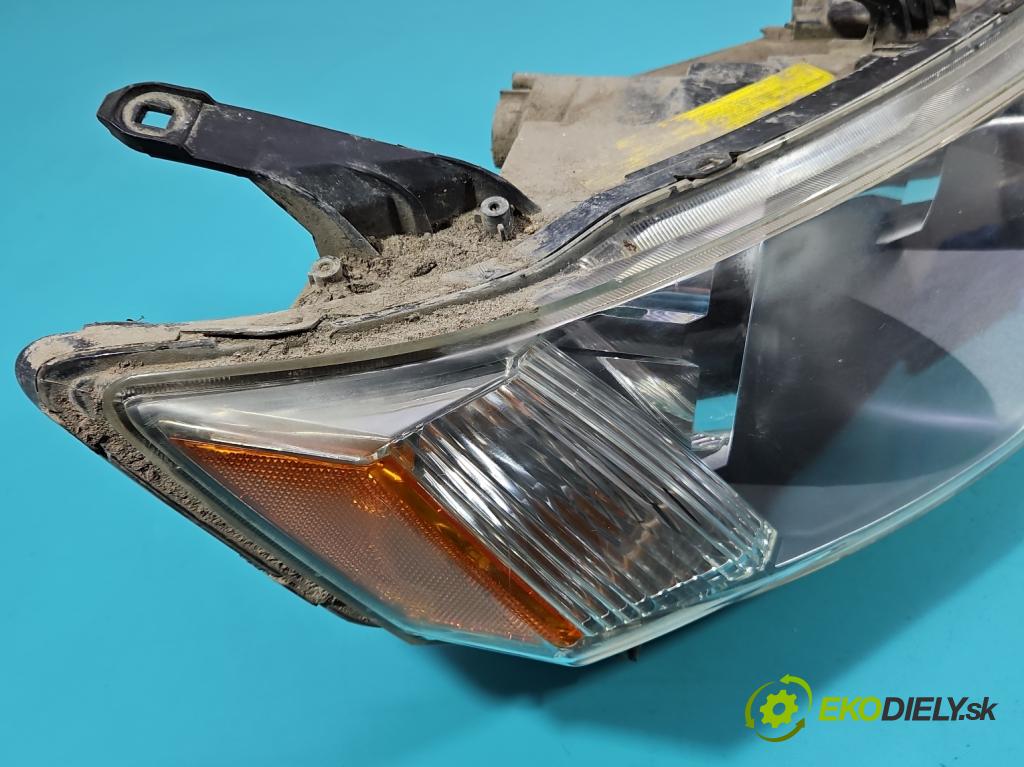 Mitsubishi Outlander II 2006-2013 2.0 DI-D 140 HP manual 103 kW 1968 cm3 5- Reflektor: pravý  (Pravé)