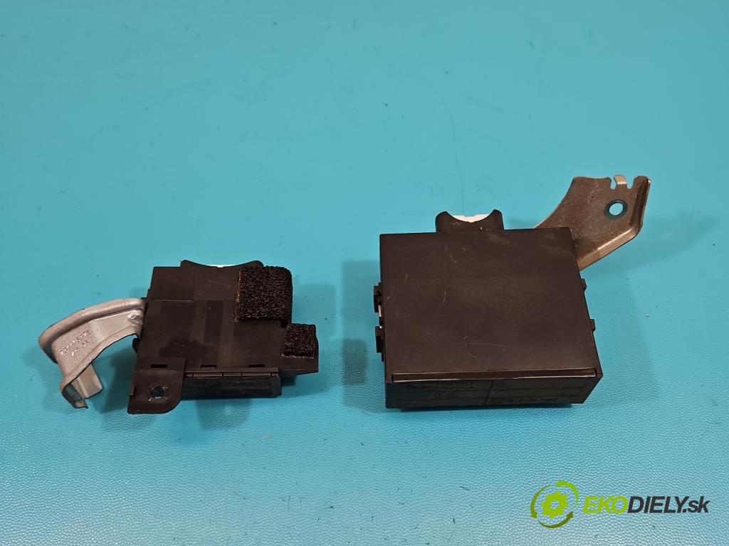 Toyota Aygo 2005-2014 1.0 vvti 68 HP automatic 50 kW 998 cm3 3- riadiaca jednotka motora 0261208704