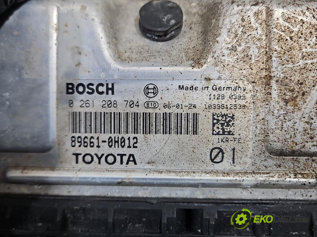 Toyota Aygo 2005-2014 1.0 vvti 68 HP automatic 50 kW 998 cm3 3- riadiaca jednotka motora 0261208704