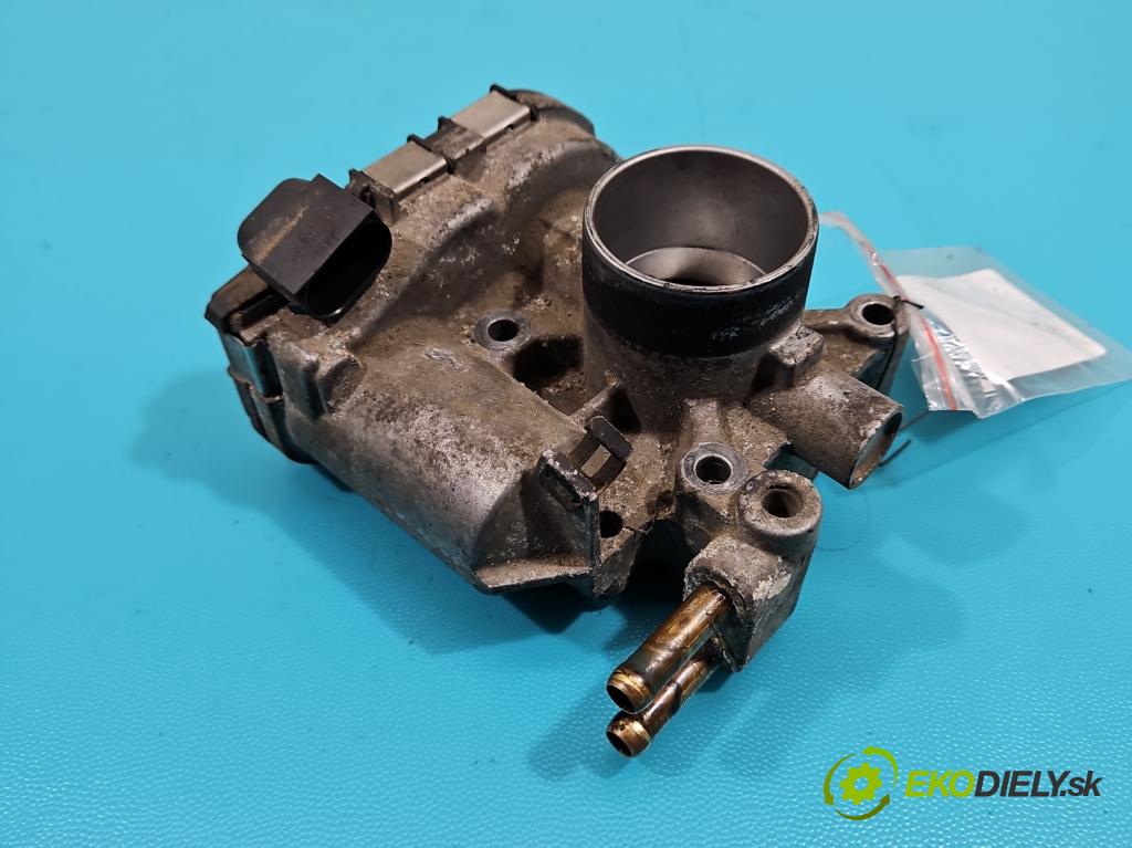 Toyota Aygo 2005-2014 1.0 vvti 68 HP automatic 50 kW 998 cm3 3- klapka 22030-0Q010-A (Škrtiace klapky)
