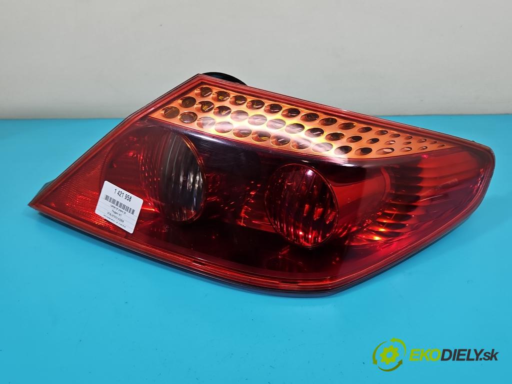 Peugeot 407 3.0 V6 manual 156 kW 2946 cm3 2- svetlo / reflektor zadné pravé 9648537580 (Kľučka dverí ostatné)