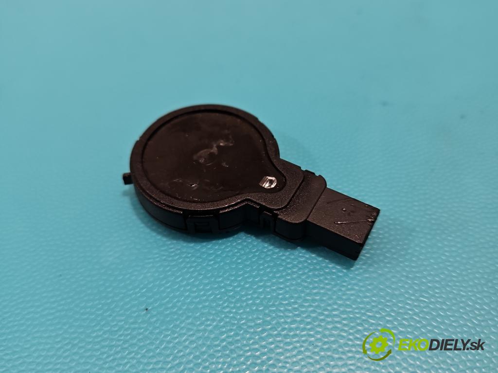 Audi A8 D4 2009-2017 3.0 TFSI automatic 213 kW 2995 cm3 4- snímač déšť: 8K0955559C (Snímače dažďa)