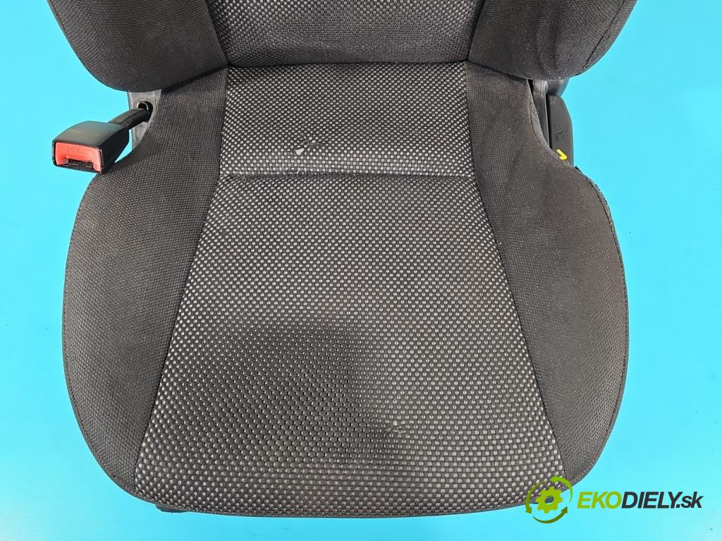 Kia Sportage II 2004-2010 2.0 16V 141 HP manual 104 kW 1975 cm3 5- Sedačka ľavý  (Sedačky, sedadlá)