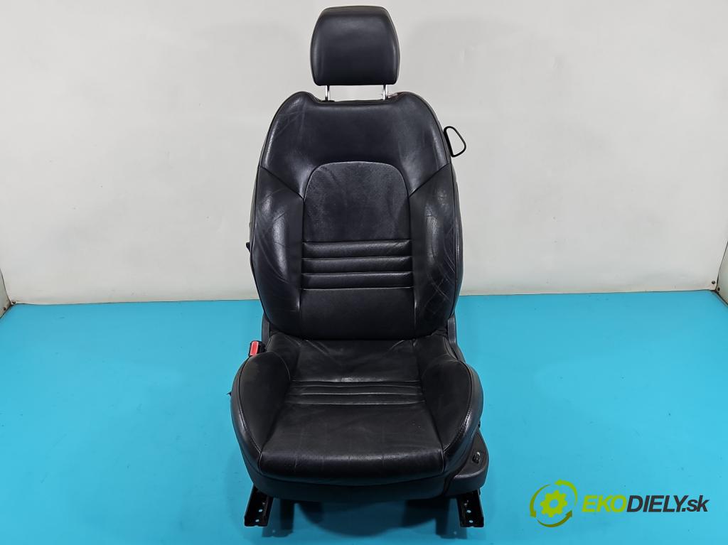 Peugeot 407 3.0 V6 manual 156 kW 2946 cm3 2- Sedačka ľavý  (Sedačky, sedadlá)