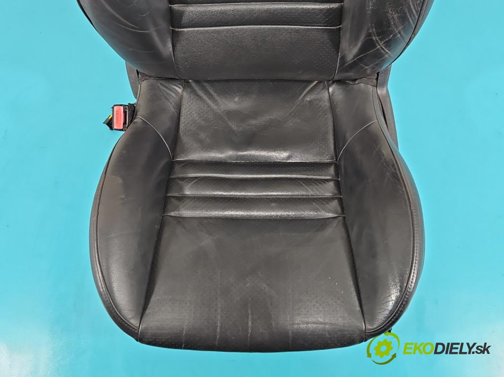 Peugeot 407 3.0 V6 manual 156 kW 2946 cm3 2- Sedačka ľavý  (Sedačky, sedadlá)