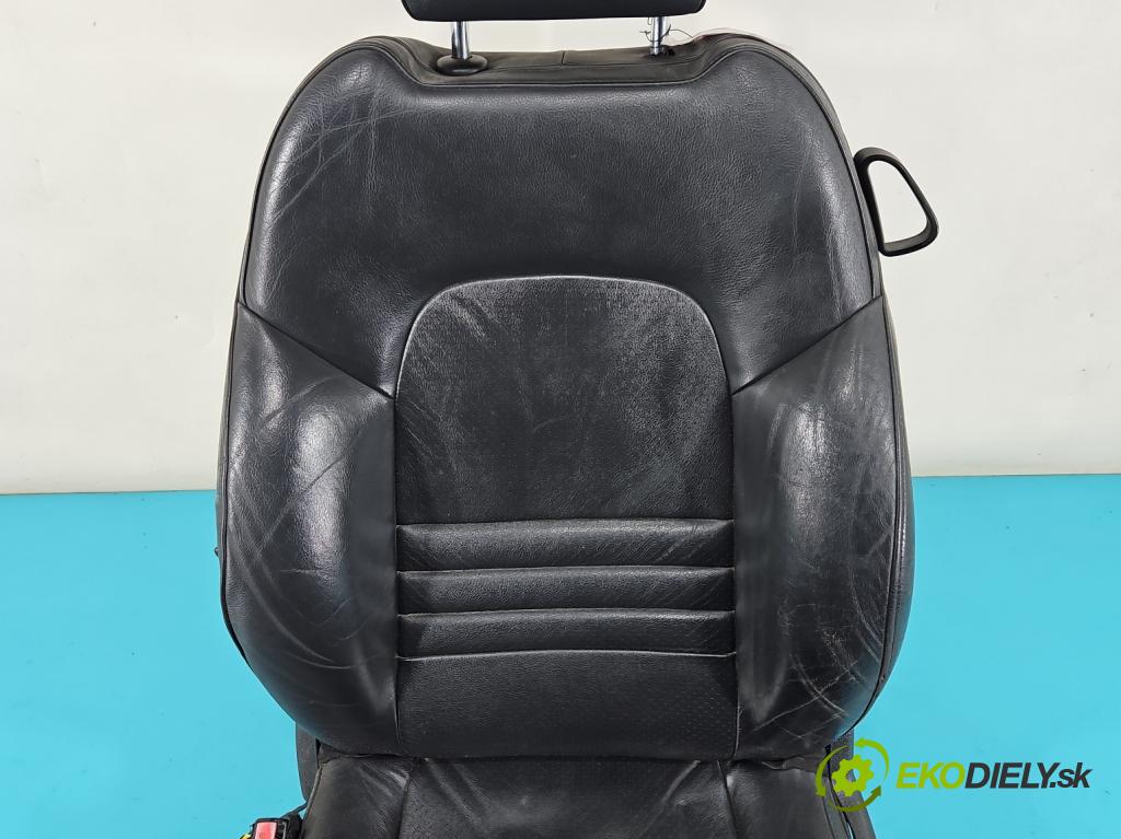 Peugeot 407 3.0 V6 manual 156 kW 2946 cm3 2- Sedačka ľavý  (Sedačky, sedadlá)