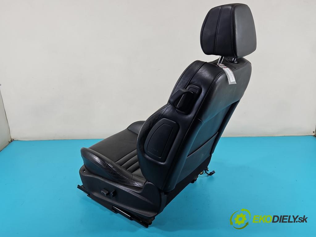 Peugeot 407 3.0 V6 manual 156 kW 2946 cm3 2- Sedačka ľavý  (Sedačky, sedadlá)