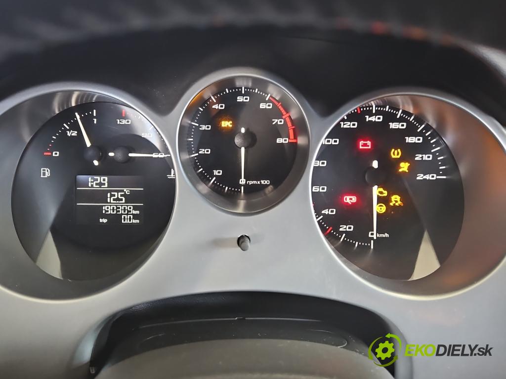 Seat Altea 1.4 tsi 125 HP manual 92 kW 1390 cm3 5- prístrojovka/ budíky 1P0920810E (Prístrojové dosky, displeje)