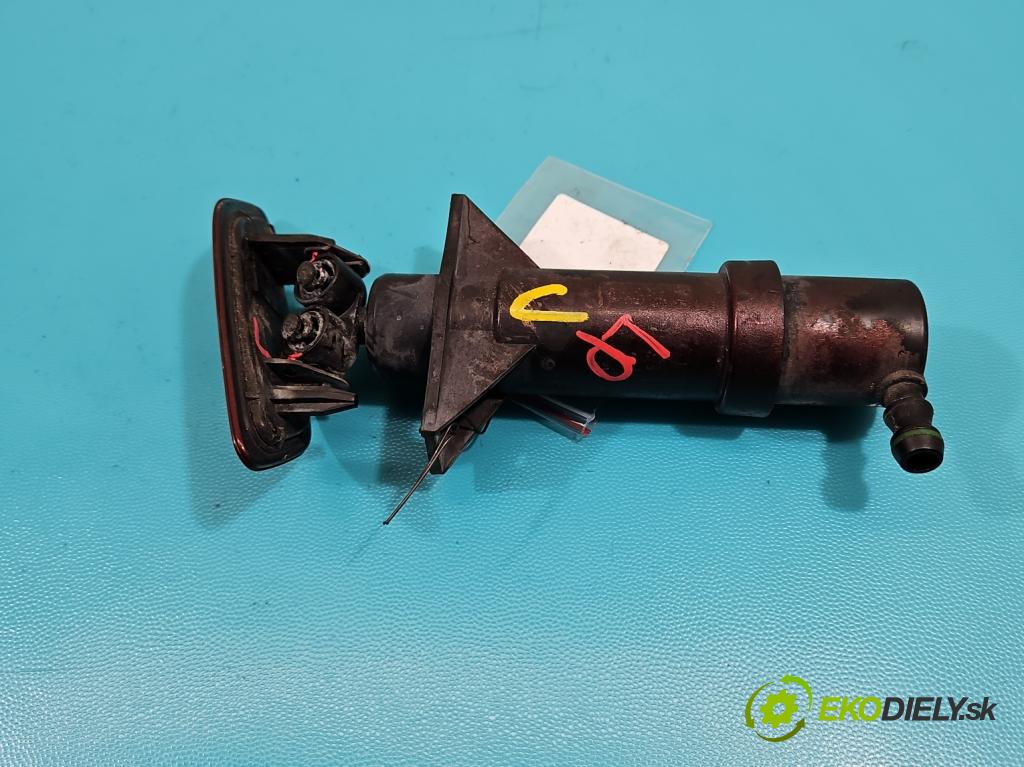 Peugeot 407 3.0 V6 manual 156 kW 2946 cm3 2- ostrekovač reflektor: ľavý  (Motorček ostrekovačov)