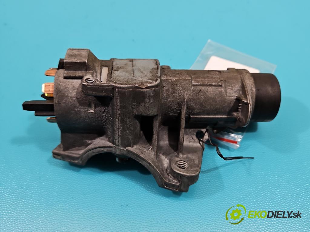 Vw Transporter T5 2003-2015 2.5 tdi 131 HP manual 96 kW 2461 cm3 5- Spínačka 4B0905851C (Spínacie skrinky a kľúče)