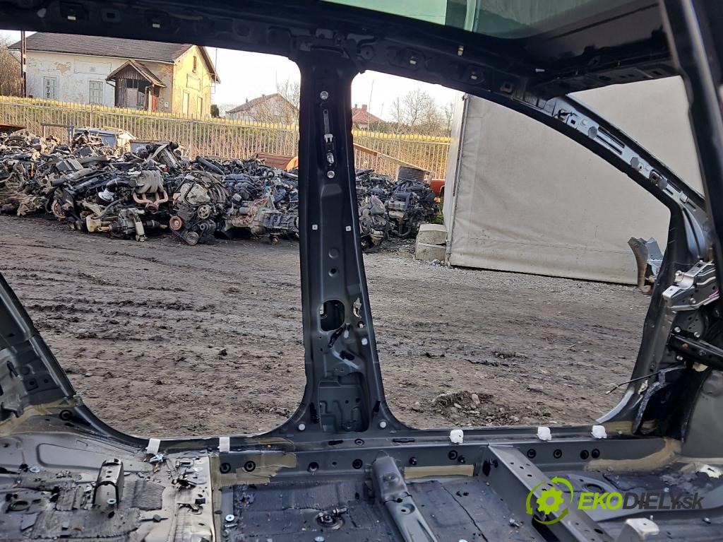 Toyota Avensis III T27 2009-2018 2.0 D4D 143 hp manual 105 kW 1995 cm3 5- práh levý  (Ostatní)