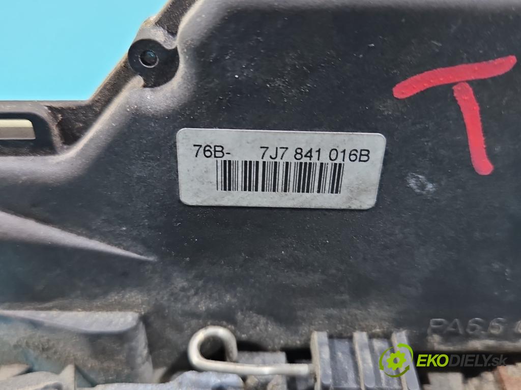 Vw Transporter T5 2003-2015 2.5 tdi 131 hp manual 96 kW 2461 cm3 5- zámek zadní pravý 7J7841016B