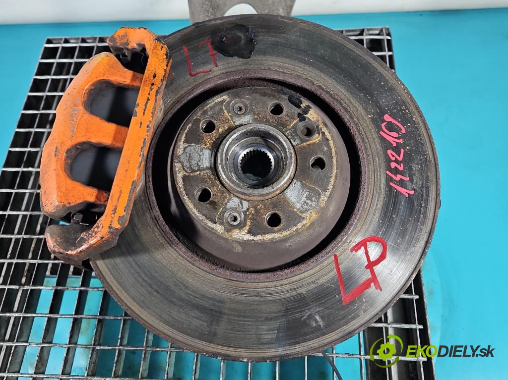 Peugeot 407 3.0 V6 manual 156 kW 2946 cm3 2- náboj ľavé  (Náboje)