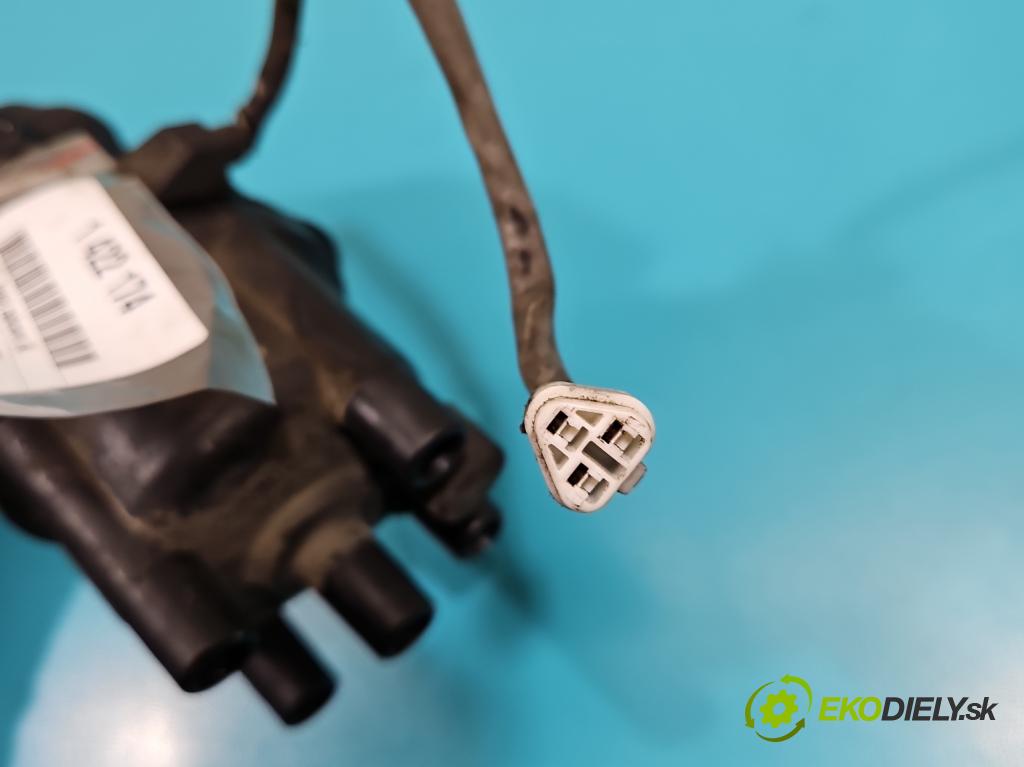 Suzuki Alto 1998-2004 1.0 54 HP manual 40 kW 993 cm3 5- rozdeľovač  (Rozdeľovače)