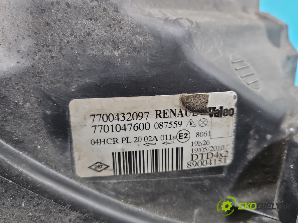 Renault Scenic I 1996-2003 1.6 16V 107 HP manual 79 kW 1598 cm3 5- Reflektor: pravý 7700432097 (Pravé)