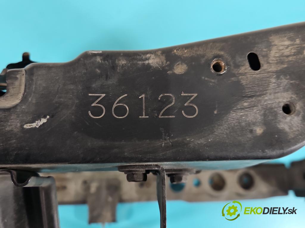 Toyota Avensis III T27 2009-2018 2.0 D4D 143 hp manual 105 kW 1995 cm3 5- stěna přední  (Výztuhy přední)