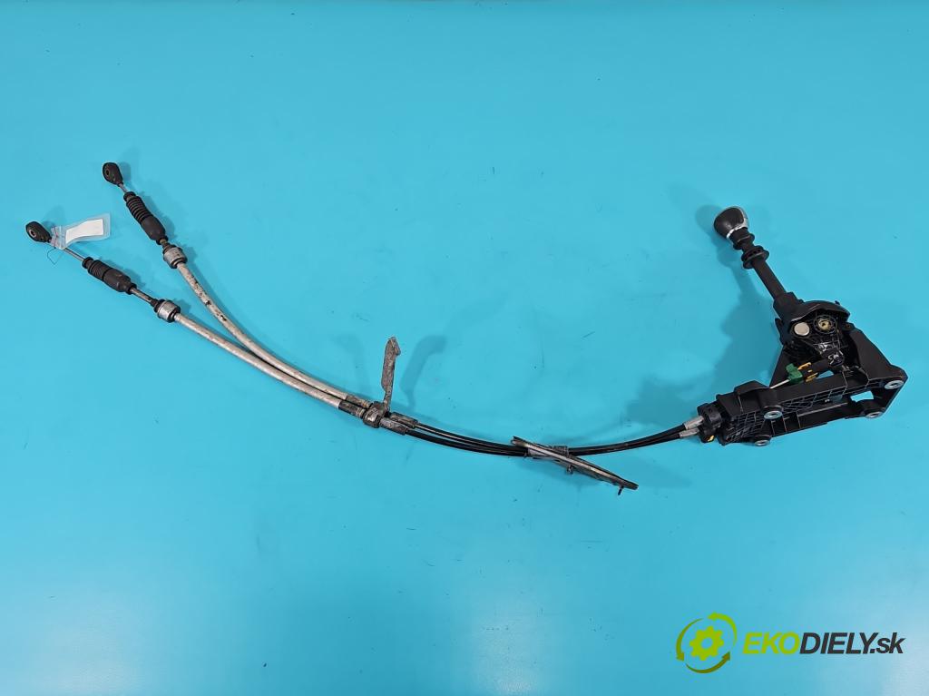 Toyota Avensis III T27 2009-2018 2.0 D4D 143 HP manual 105 kW 1995 cm3 5- Páka: Změny: stupeň,rýchlosť  (Rýchlostná páka (kulisa))