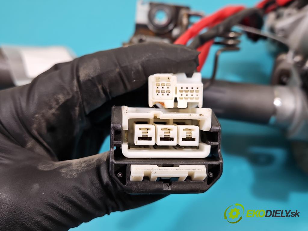 Toyota Avensis III T27 2009-2018 2.0 D4D 143 HP manual 105 kW 1995 cm3 5- čerpadlo posilovač 45250-05551 (Servočerpadlo, pumpa riadenia)