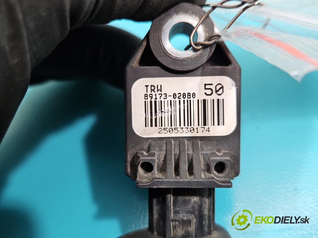 Toyota Avensis III T27 2009-2018 2.0 D4D 143 HP manual 105 kW 1995 cm3 5- snímač šokovat: 89173-02080 (Snímač nárazu)