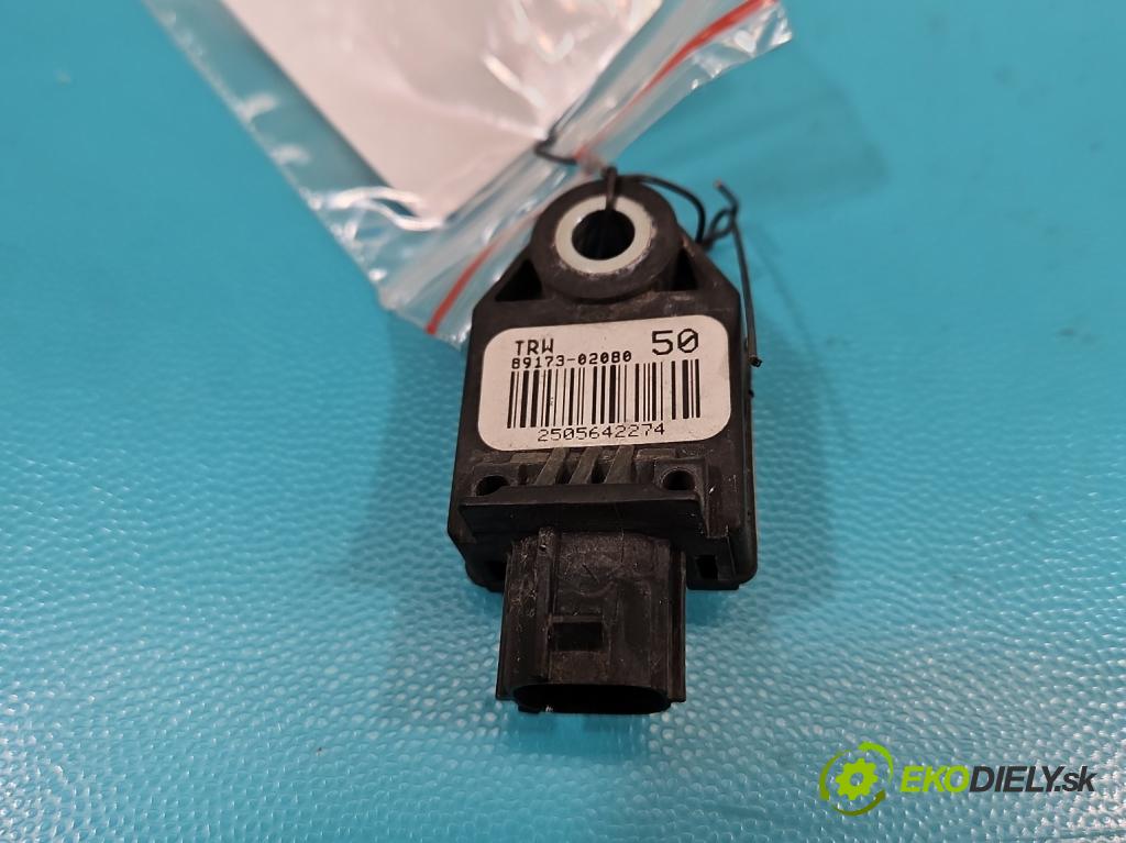 Toyota Avensis III T27 2009-2018 2.0 D4D 143 HP manual 105 kW 1995 cm3 5- snímač šokovat: 89173-02080 (Snímač nárazu)