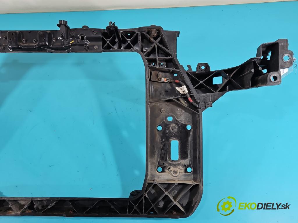Hyundai Ix35 2.0 CRDI 136hp manual 100 kW 1995 cm3 5- stěna přední  (Výztuhy přední)