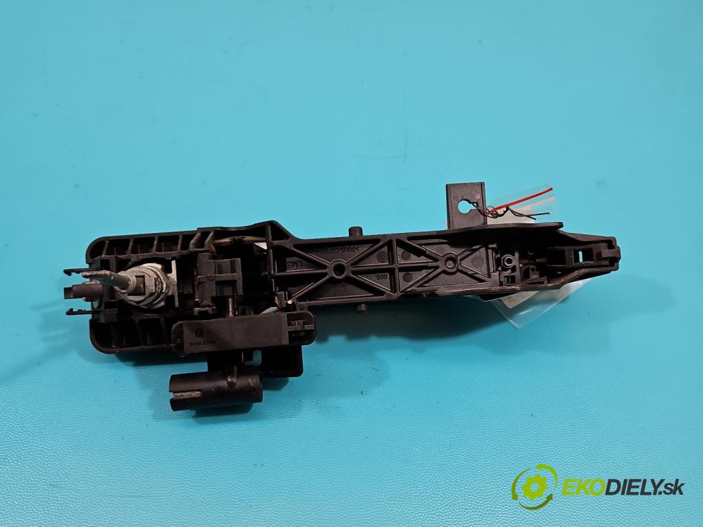 Hyundai Ix35 2.0 CRDI 136 HP manual 100 kW 1995 cm3 5- rukoväť predné ľavé mimo:  (Vonkajšie predné ľavé)