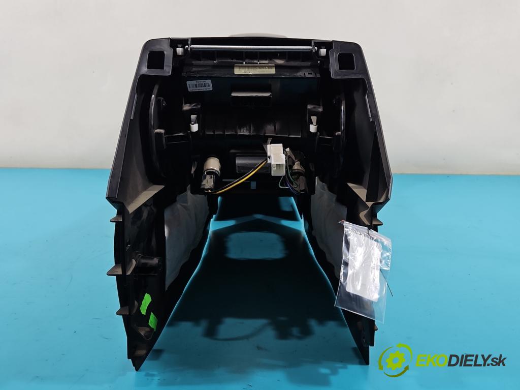 Hyundai Ix35 2.0 CRDI 136 HP manual 100 kW 1995 cm3 5- operadlo 84652-2Y000 (Lakťové opierky)