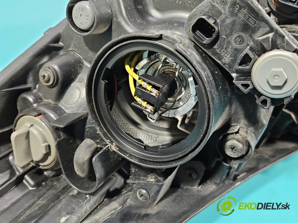 Hyundai Ix35 2.0 CRDI 136 HP manual 100 kW 1995 cm3 5- Reflektor: pravý (Pravé)