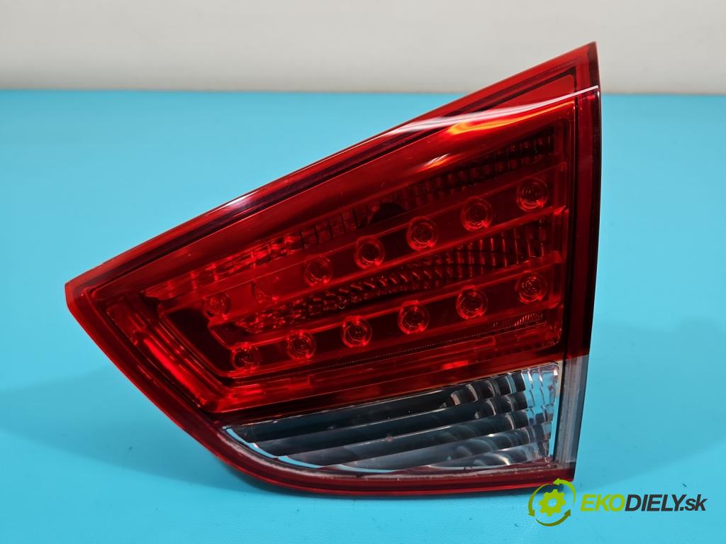 Hyundai Ix35 2.0 CRDI 136 HP manual 100 kW 1995 cm3 5- svetlo / reflektor zadné pravé 92406-2Y0 (Kľučka dverí ostatné)
